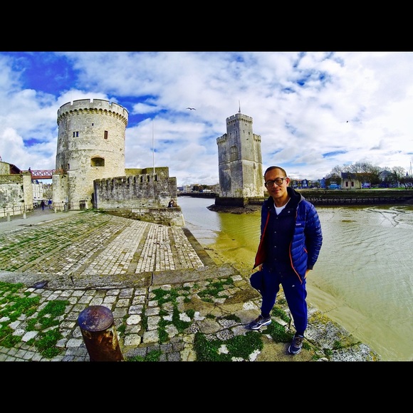 Meet your Posher, Vu - Picture 6 of 6